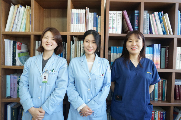청연한방병원 전공의들. 왼쪽부터 김은미 구지은 박지원. 청연한방병원 제공