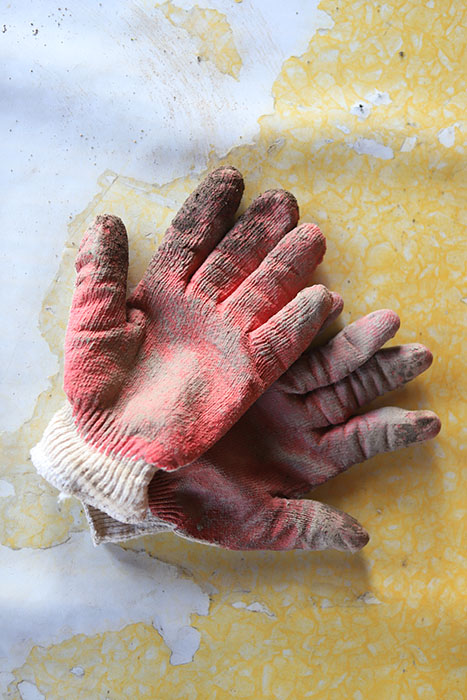 “많애. 나 팔팔이여.” 여전히 그치지 않는 노동의 증거.