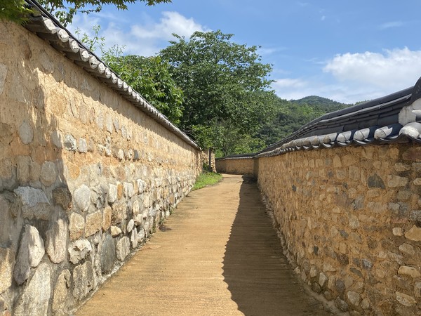 한개마을 고샅길.