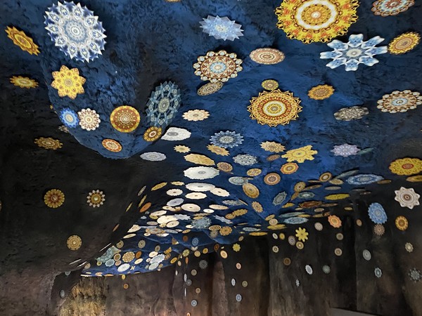 시간의 길- 인공동굴의 문양(암사동)