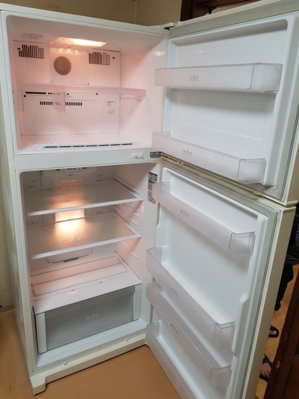 30대 김 모 씨에게 지원한 냉장고 사진