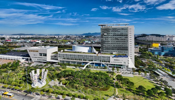 광주광역시청사.