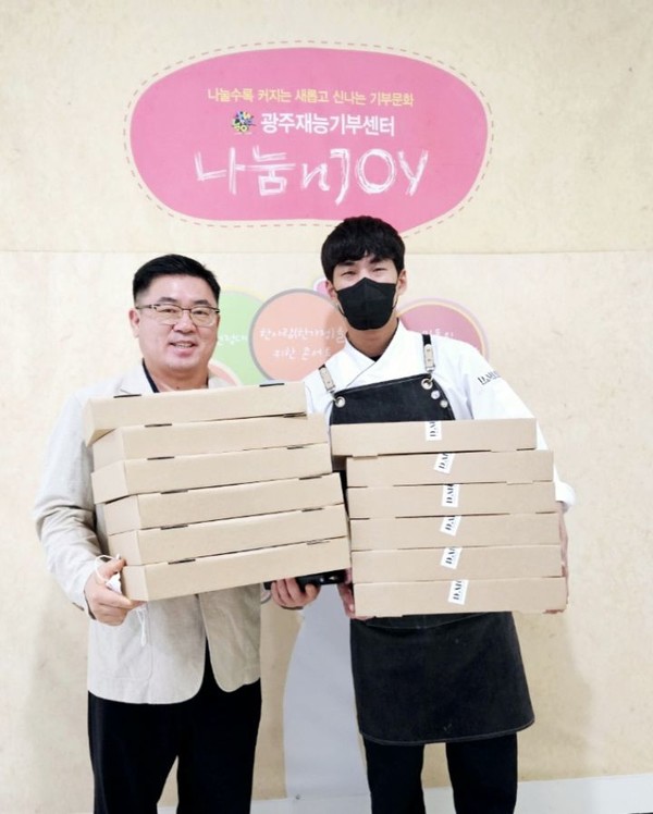 어린이날을 맞아 수제 마카롱을 선물한 달달한온도 전경민 대표.