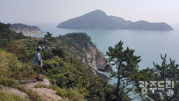 손죽도 비렁길.