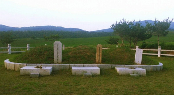 길림성 화룡현 나철·김교헌·서일 묘역.