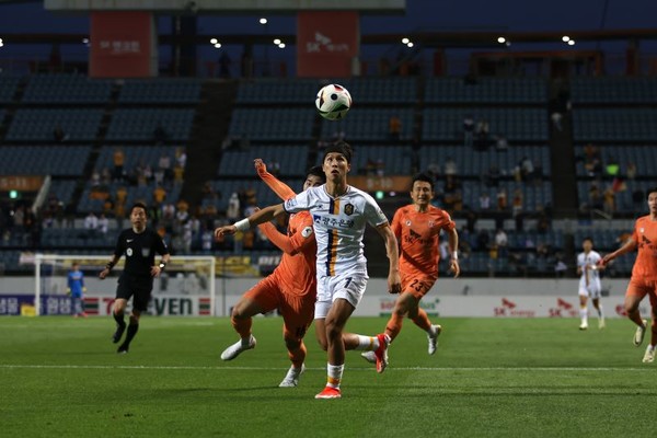 지난 1일 제주전. 광주FC 에이스 엄지성 선수. 광주FC 제공
