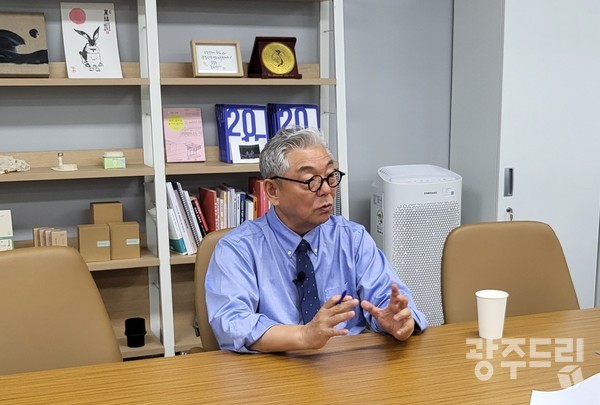 24일 광주창조경제혁신센터에서 본보와 인터뷰를 가진 하상용 광주창경센터장. 2021년 6월 임기를 시작으로 지난 3년간 센터를 이끌어왔으며, 최근 연임했다.