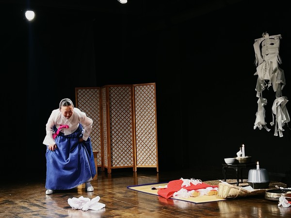 ‘지정남의 환생굿’.