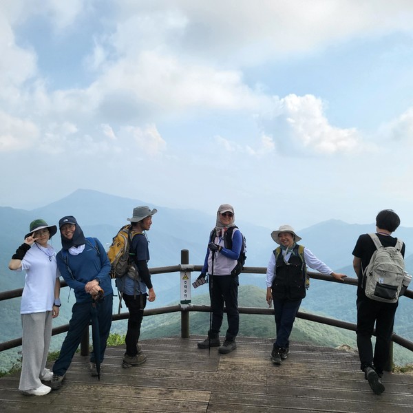 심원계곡 복원지 연구팀.