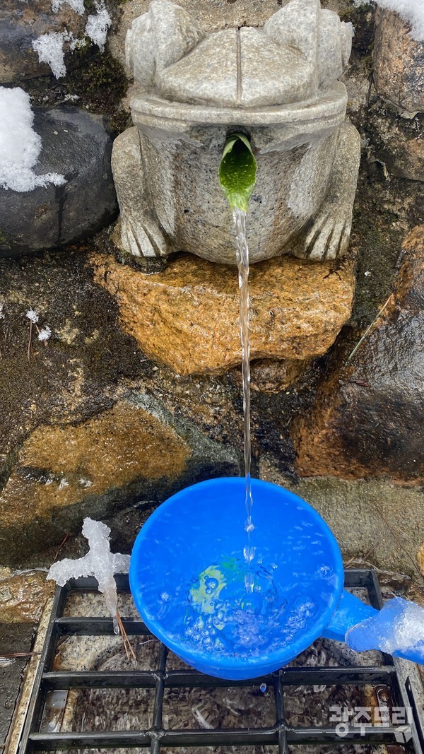 탑골약수터 정경.