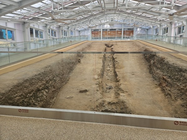 리모델링된 가마터 보호각의 모습.