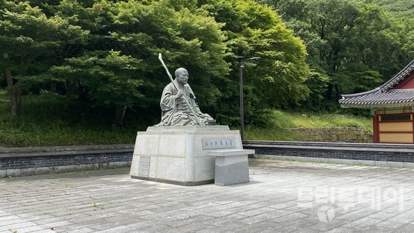 초의선사상을 통해 복기한 다산과 초의의 길.