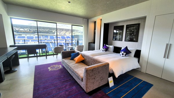 경기장을 볼 수 있는 나가사키 바렌 호텔. 