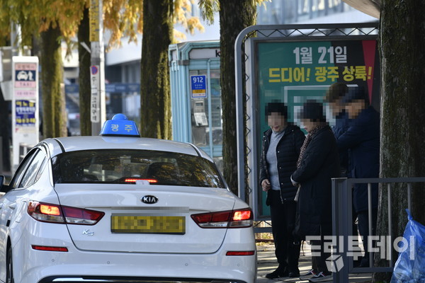 광주 택시<b>요금</b> 2년 만 인상 추진…시민 의견 듣는다