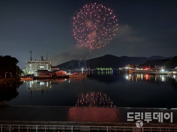이즈하라항구축제 불꽃놀이.