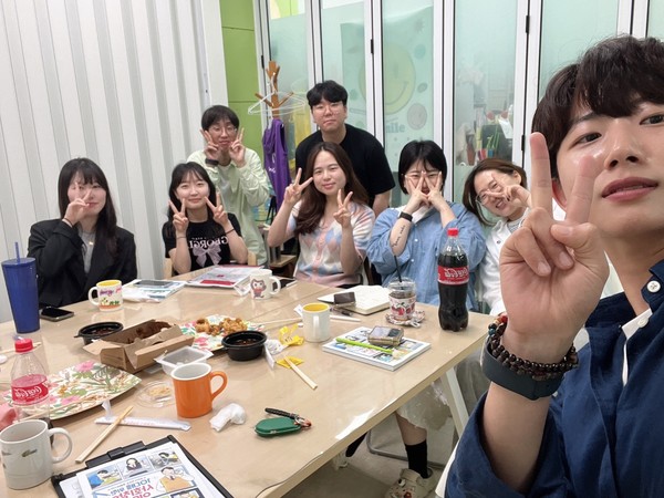 청소년지도사 동아리 참참참(참여하는 참된 청소년지도자들) 정기모임. 사진=광주광역시청소년활동진흥센터 제공.