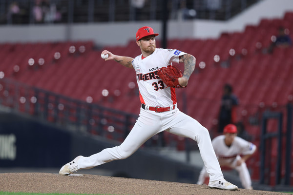 1일 선발투수 아담 올러. KIA 제공.