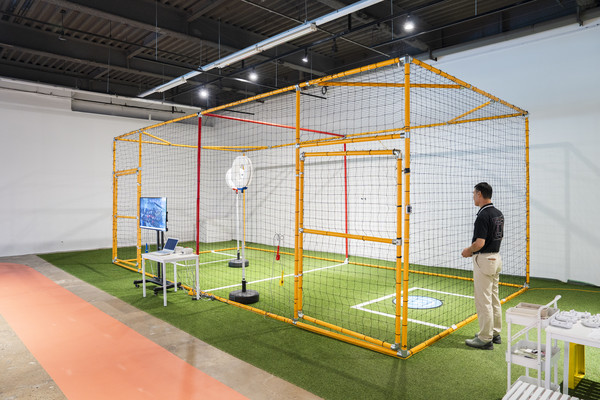 케이드론아카데미주식회사, '드론축구'(2017).