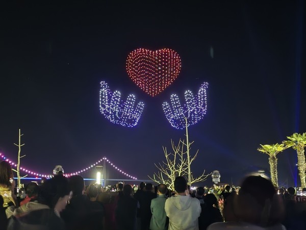고흥 녹동항에서 펼쳐진 지난해 드론쇼 
