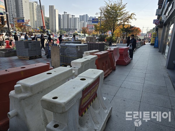 5일 오후 광주 서구 치평동 일대에 지하철 2호선 공사가 진행 중이다.