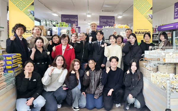 독일 베를린에 개장한 전남 농수산식품 상설판매장. 전남도 제공