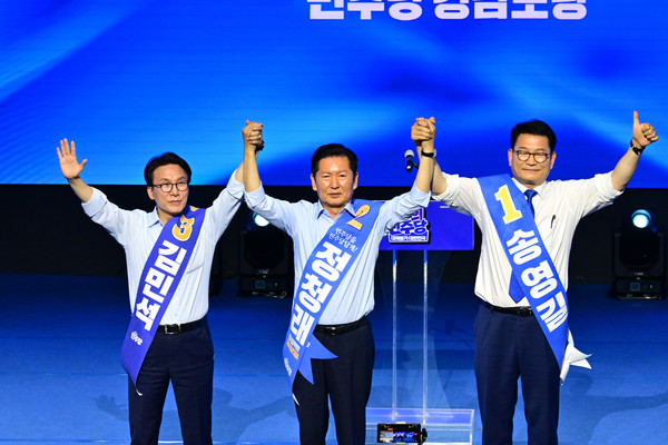 김민석, 호남서 과반 압승...누적 52.21% 선두 - 뉴스 썸네일 이미지